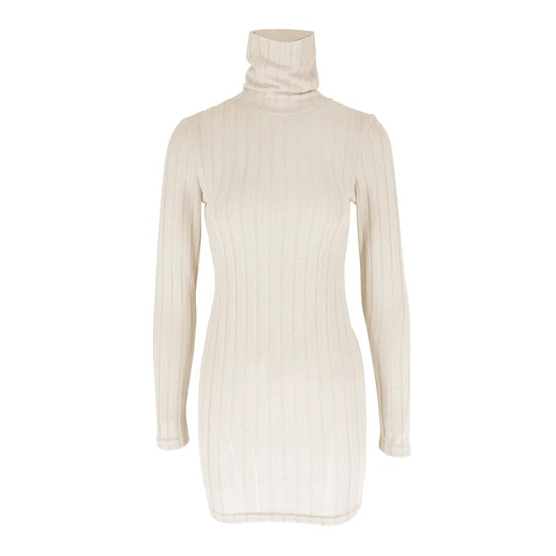 Vestido Corto de Cuello Alto