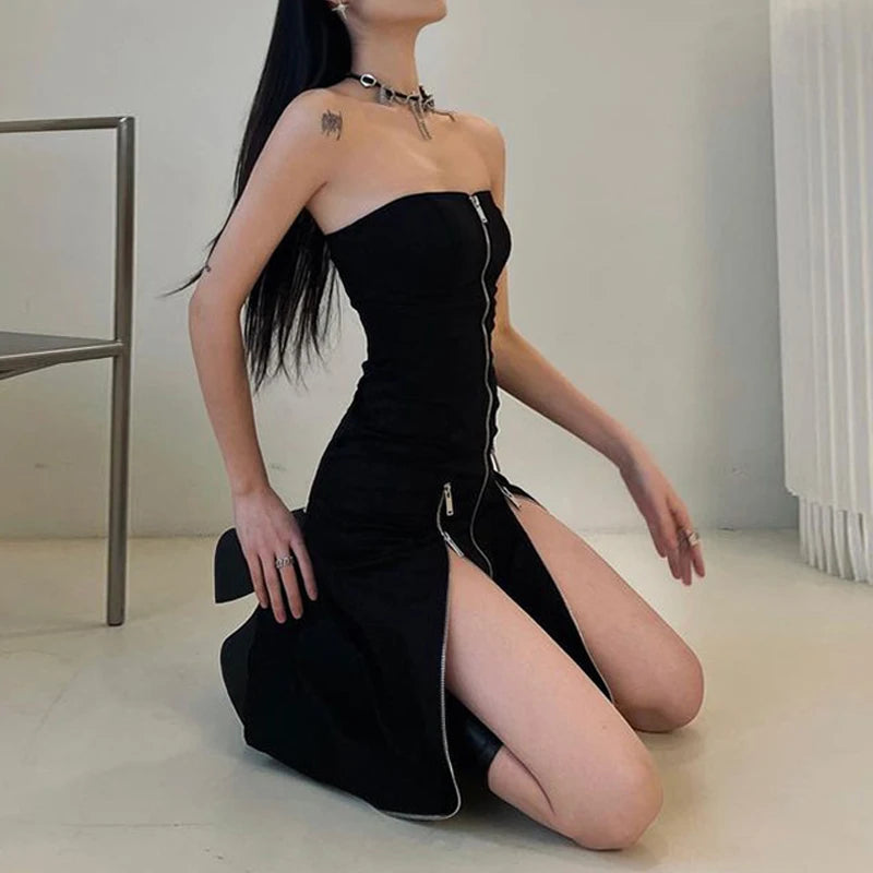 Vestido con Aberturas y Cremalleras