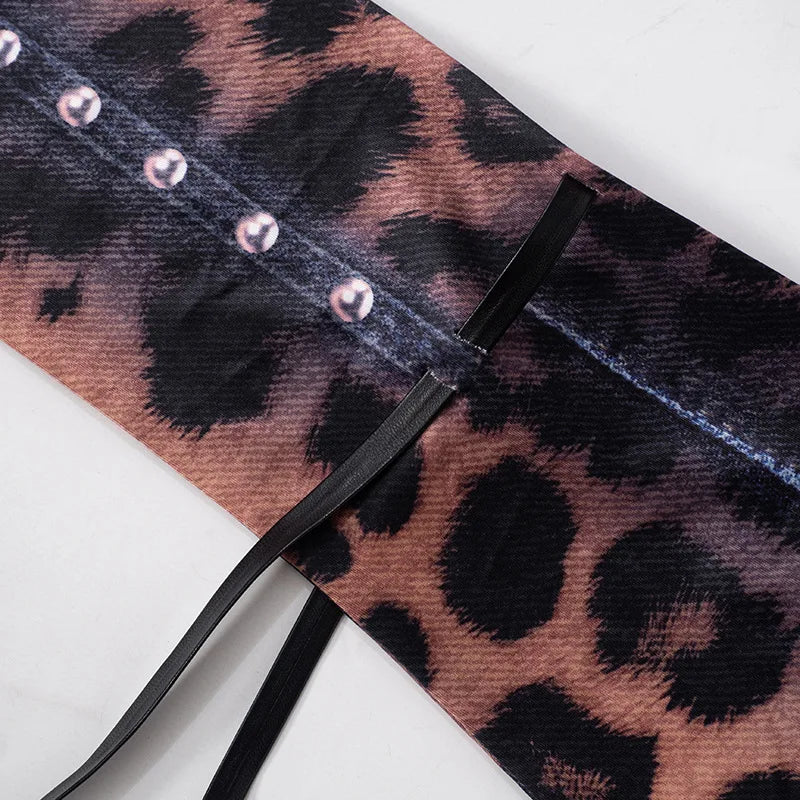 Vestido Corto de Manga Larga con Estampado Animal