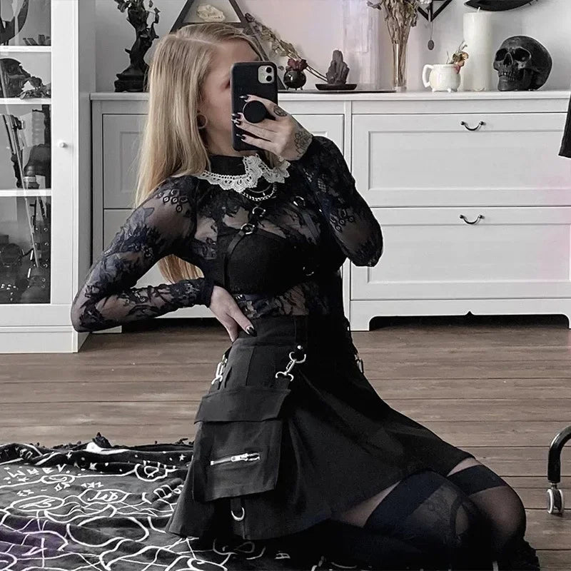 Minifalda con Cadena y Bolsillos