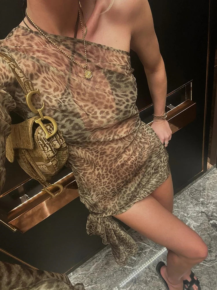 Vestido de Escote Asimétrico