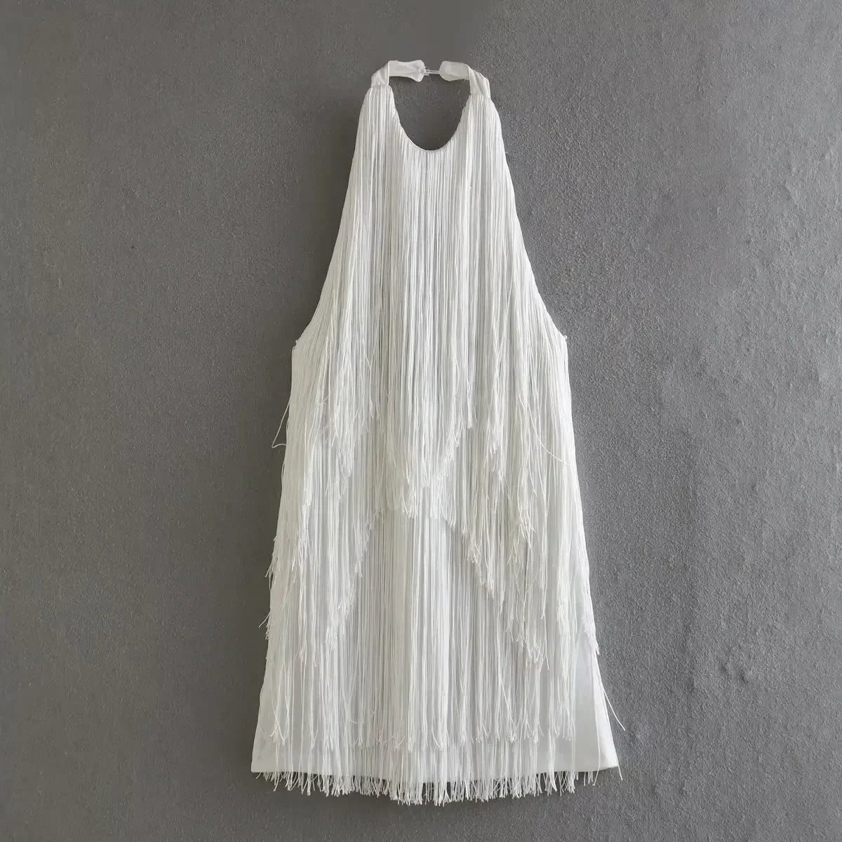 Vestido con Flecos Atado al Cuello