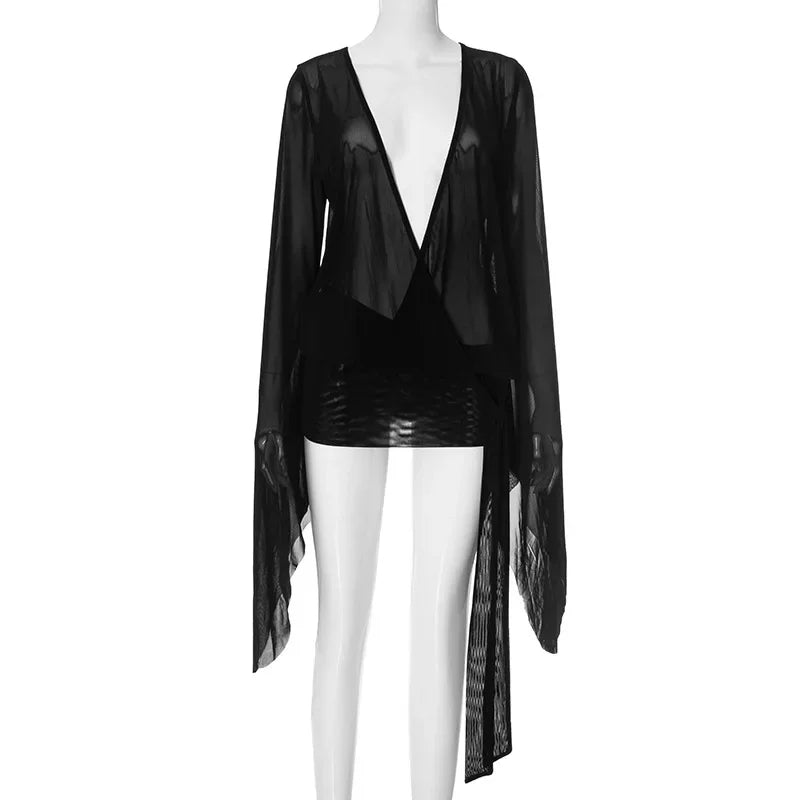 Mini Vestido Transparente de Manga de Mariposa