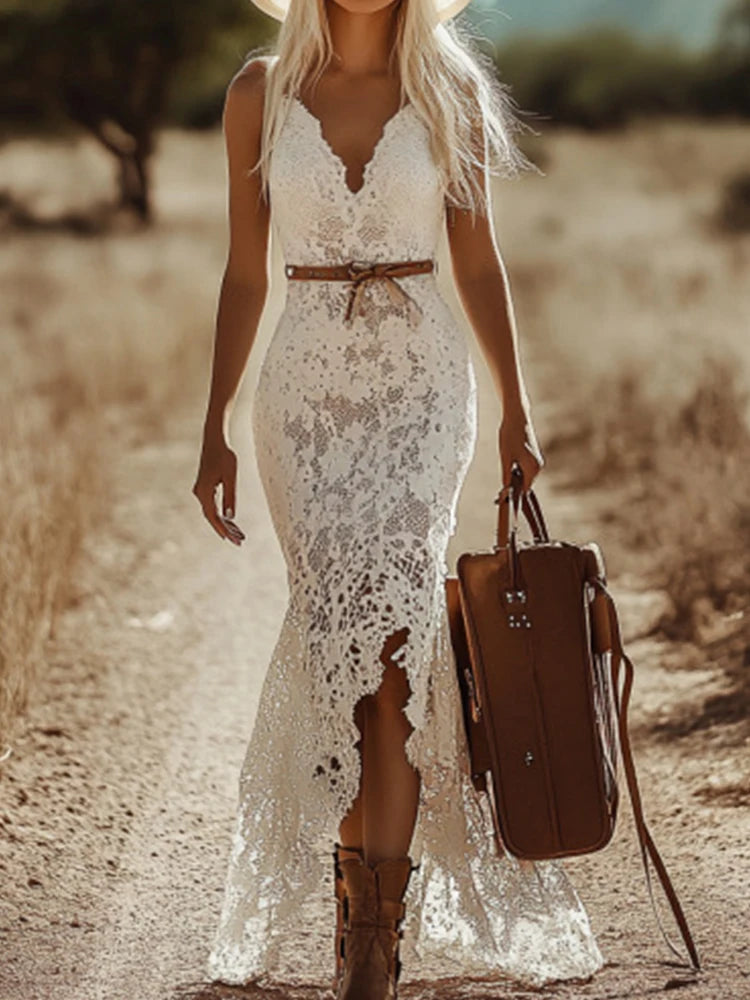 Vestido Largo de Encaje con Abertura