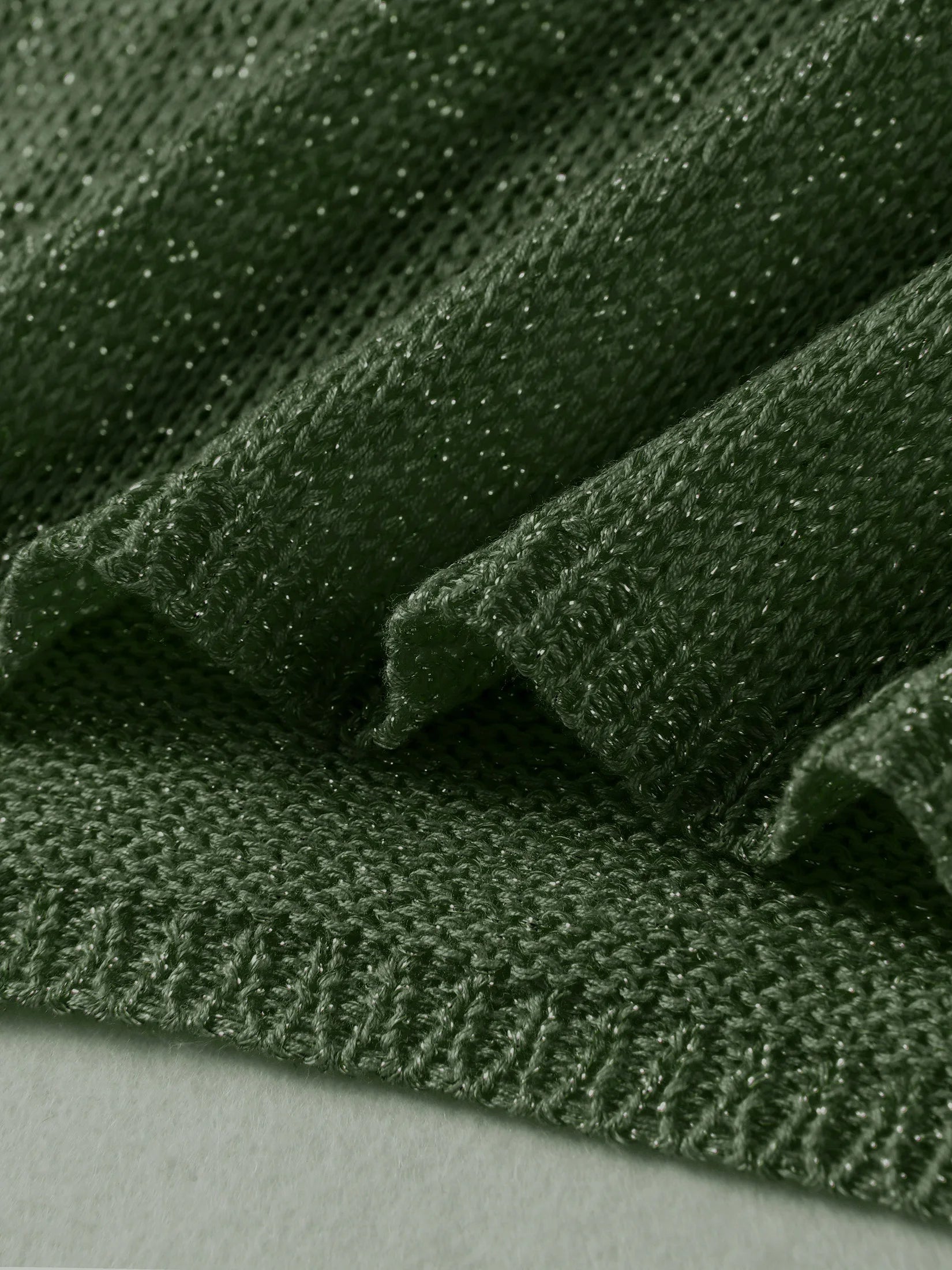 Vestido con Escote Profundo