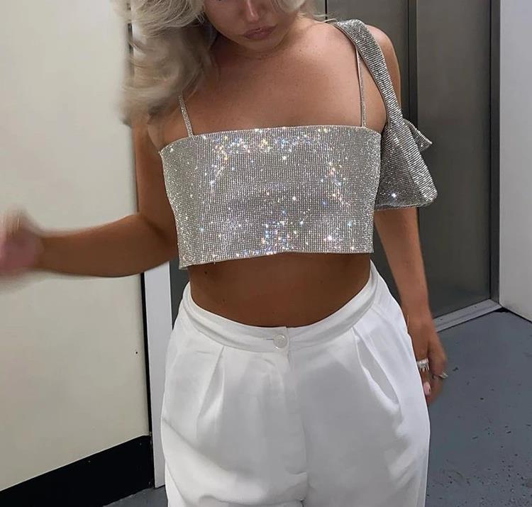 Top con Brillos y Tirantes Finos