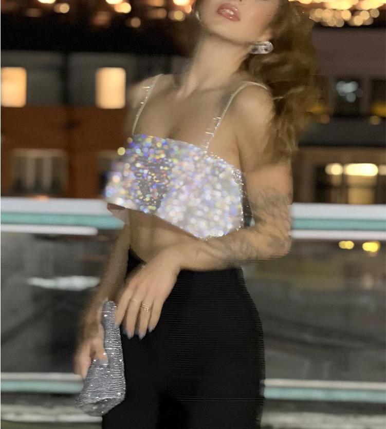 Top con Brillos y Tirantes Finos