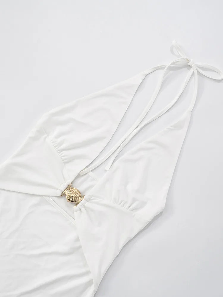 Mini Vestido Negro con Escote Plunging y Detalle Dorado