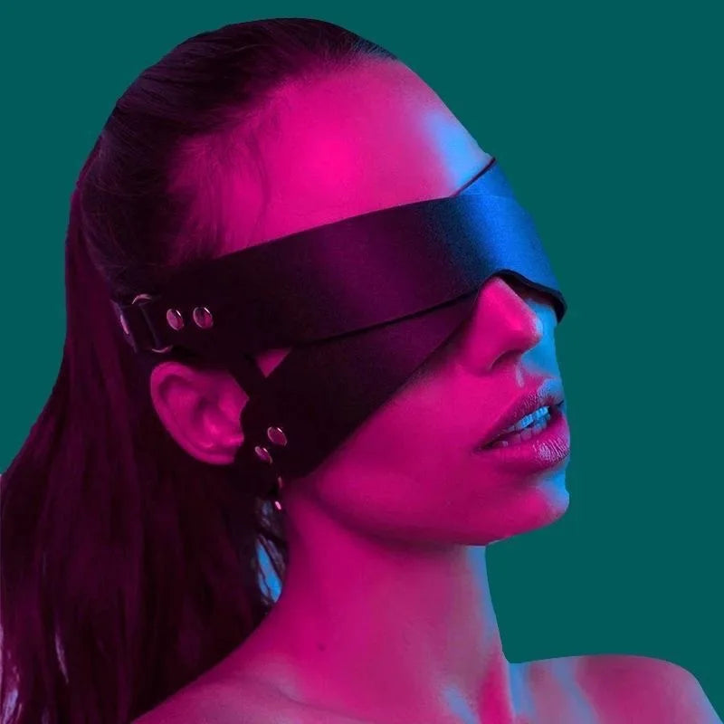 Máscara de Cuero Gótica