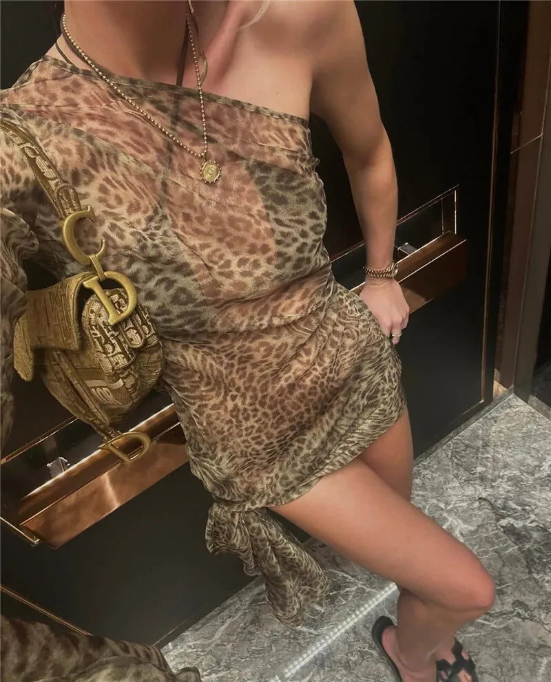 Vestido de Escote Asimétrico