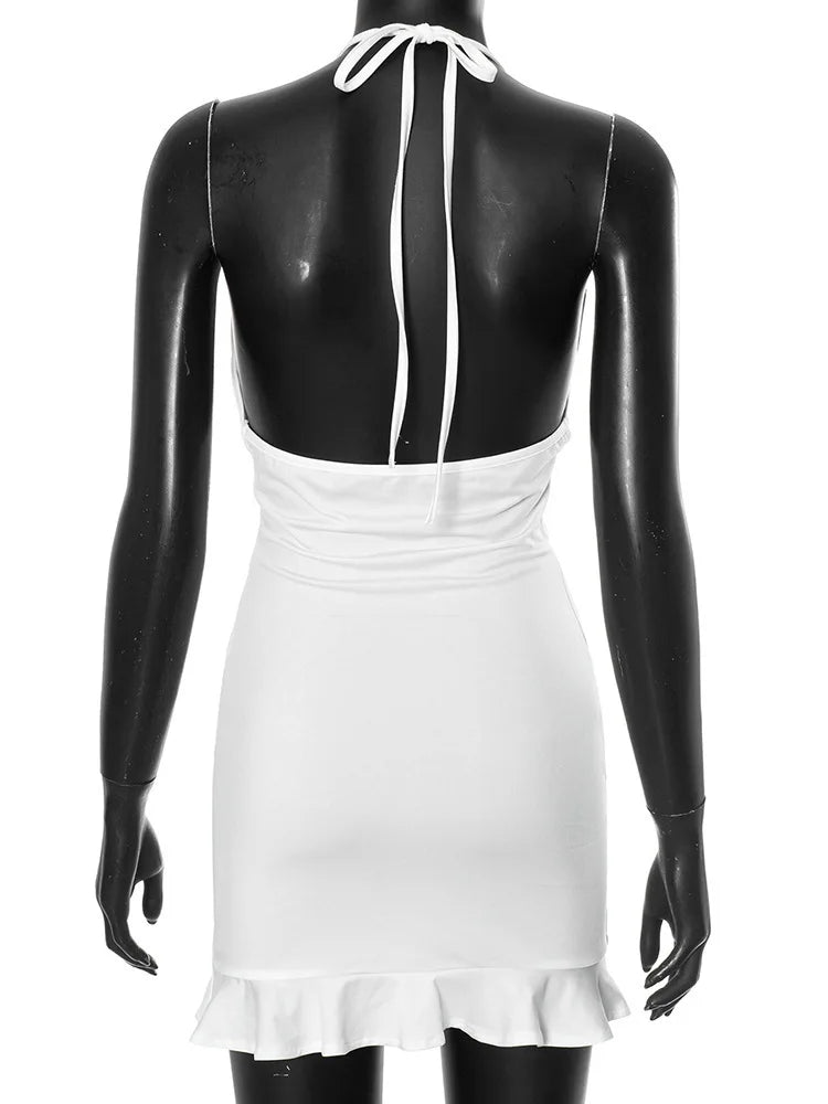 Mini Vestido Negro con Escote Plunging y Detalle Dorado