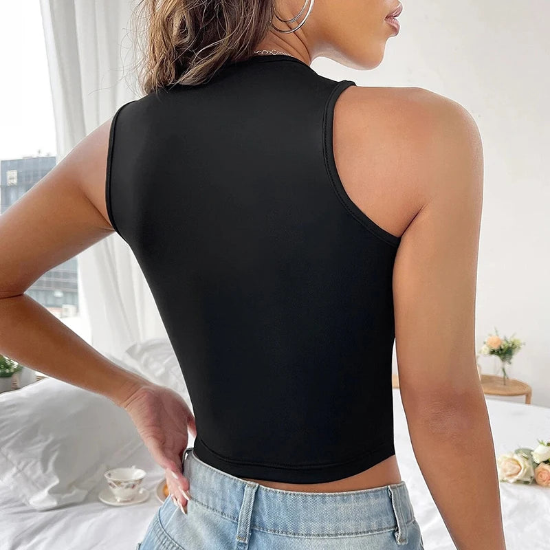 Top de Cuello Redondo con Recortes