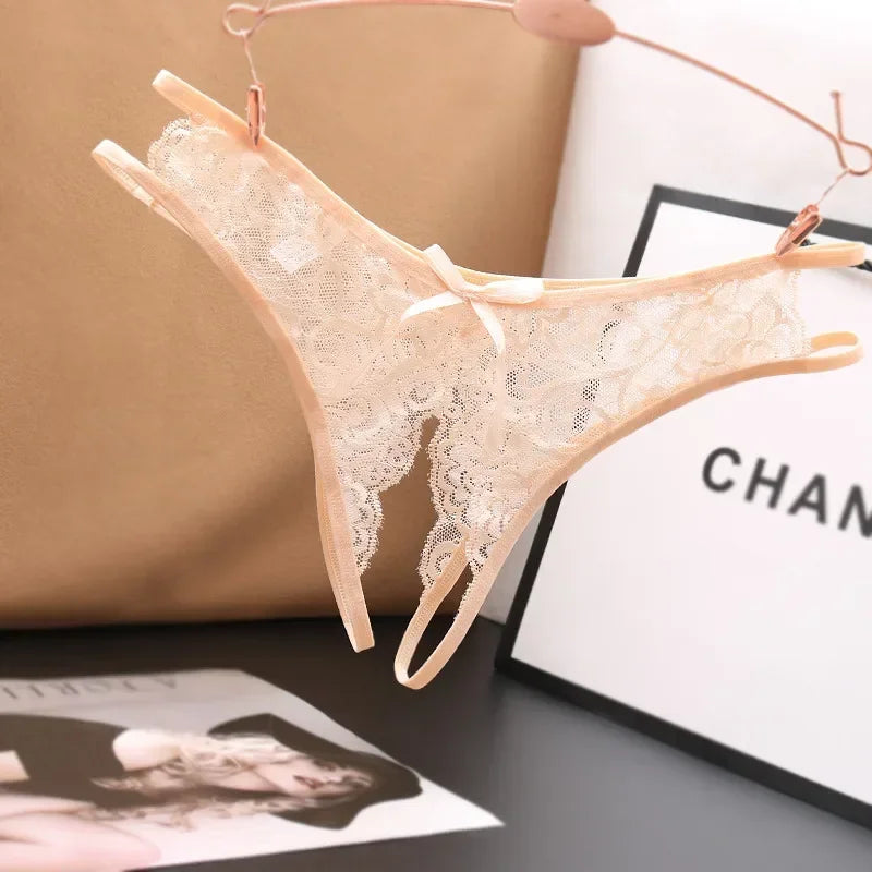 Braguitas de Encaje y Abertura