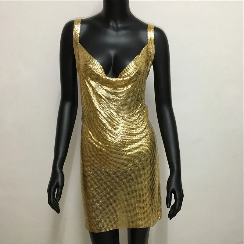 Mini Vestido de Espalda Cruzada