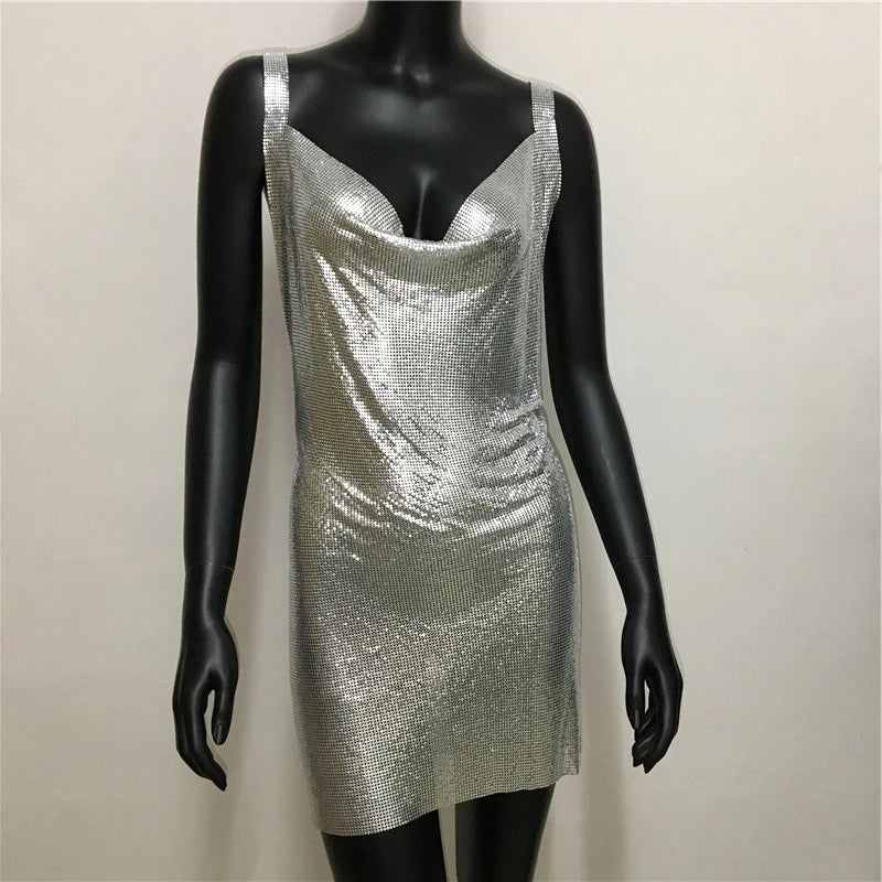 Mini Vestido de Espalda Cruzada
